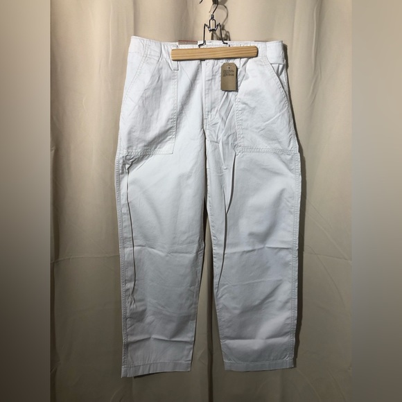 NWT Levi’s cream Utility Pant - Picture 2 of 13